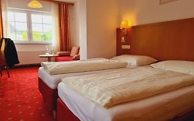 Hotel Wirt im Feld